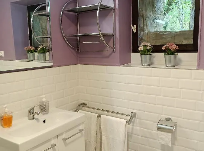 Perigord Dordogne Rocamadour Sarlat Cahors Naturiste Juin A Sept