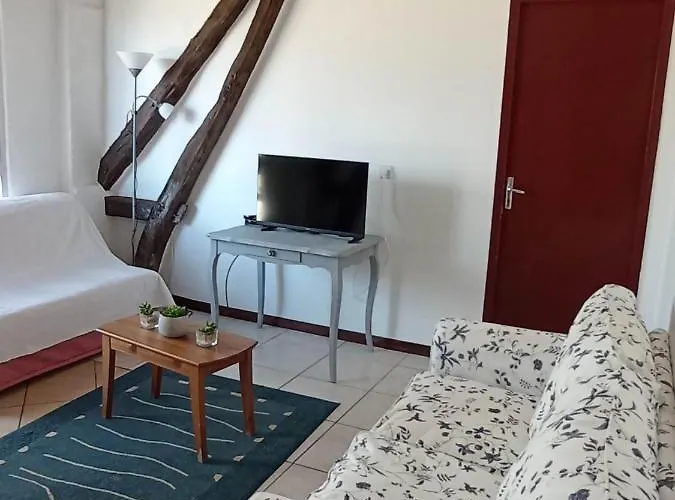 Perigord Dordogne Rocamadour Sarlat Cahors Naturiste Juin A Sept * Salviac