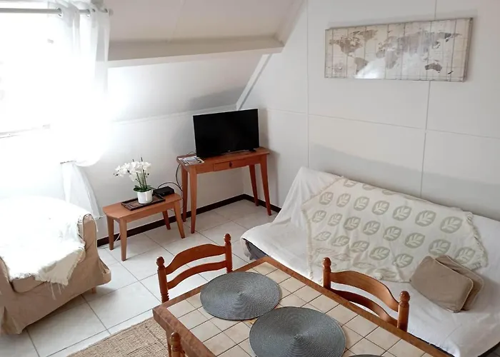 Naturistes Périgord Rocamadour Sarlat Naturiste De Mi Mai à Septembre Casa de Férias