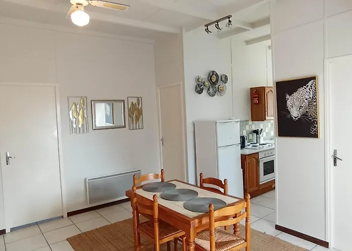 Perigord Dordogne Rocamadour Sarlat Cahors Naturiste Juin A Sept