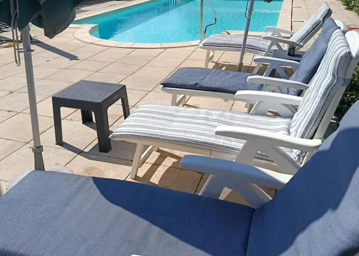 Perigord Dordogne Rocamadour Sarlat Cahors Naturiste Juin A Sept